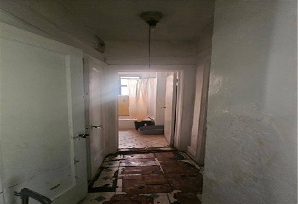 24 Brighton 10th Path, Brooklyn, New York 11235, ,Residential,For Sale,Brighton 10th,492271