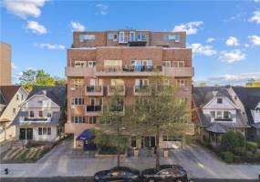 2408 Ocean Avenue, Brooklyn, New York 11229, 3 Bedrooms Bedrooms, ,3 BathroomsBathrooms,Residential,For Sale,Ocean,492280
