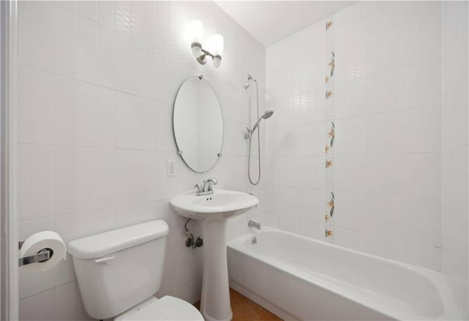2408 Ocean Avenue, Brooklyn, New York 11229, 3 Bedrooms Bedrooms, ,3 BathroomsBathrooms,Residential,For Sale,Ocean,492280