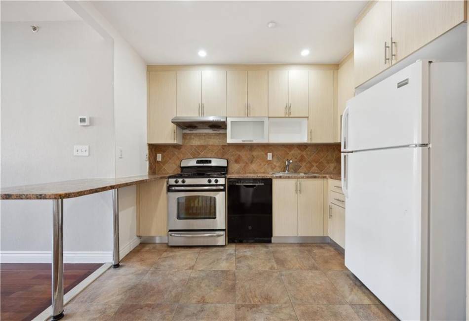 2408 Ocean Avenue, Brooklyn, New York 11229, 3 Bedrooms Bedrooms, ,3 BathroomsBathrooms,Residential,For Sale,Ocean,492280
