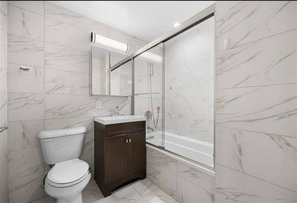 2133 Haring Street, Brooklyn, New York 11229, 2 Bedrooms Bedrooms, ,2 BathroomsBathrooms,Residential,For Sale,Haring,492316
