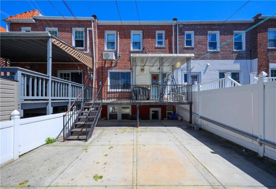 2046 Stuart Street, Brooklyn, New York 11229, 4 Bedrooms Bedrooms, ,3 BathroomsBathrooms,Residential,For Sale,Stuart,492324