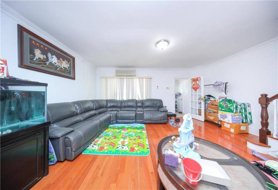2046 Stuart Street, Brooklyn, New York 11229, 4 Bedrooms Bedrooms, ,3 BathroomsBathrooms,Residential,For Sale,Stuart,492324