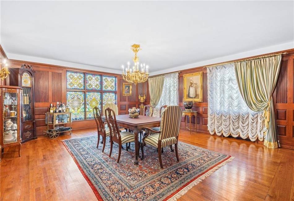3821 Avenue S, Brooklyn, New York 11234, 6 Bedrooms Bedrooms, ,6 BathroomsBathrooms,Residential,For Sale,Avenue S,492326