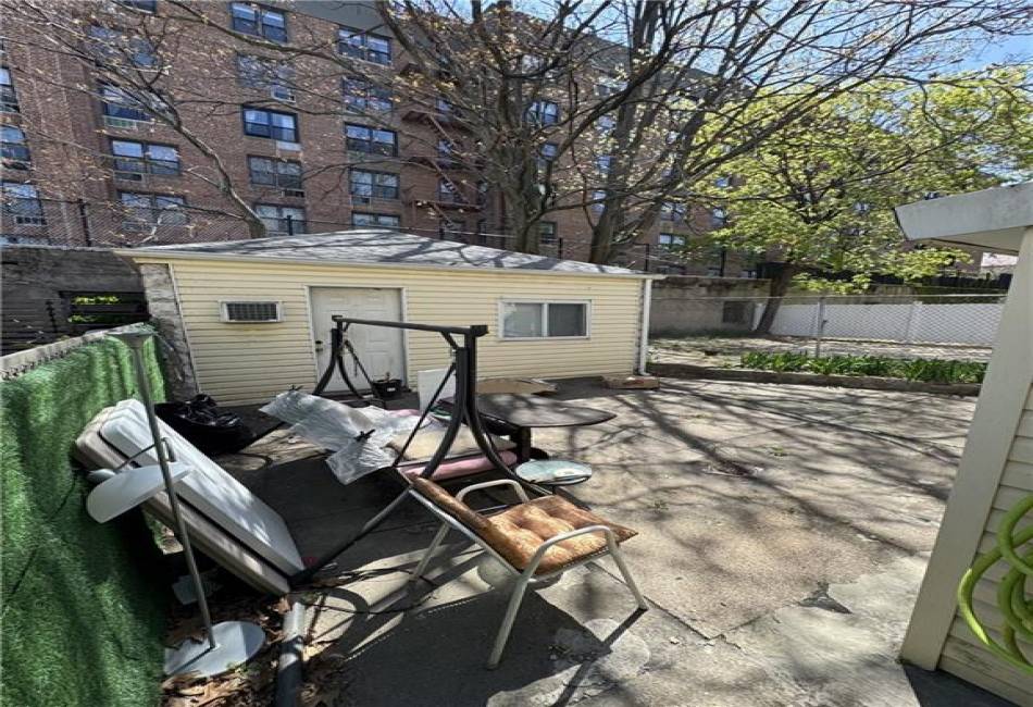 2815 Ford Street, Brooklyn, New York 11235, ,Residential,For Sale,Ford,492334