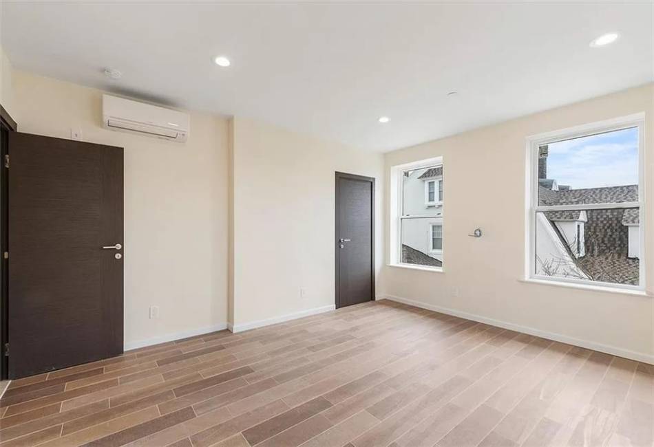 4015 Atlantic Avenue, Brooklyn, New York 11224, 12 Bedrooms Bedrooms, ,7 BathroomsBathrooms,Residential,For Sale,Atlantic,492337