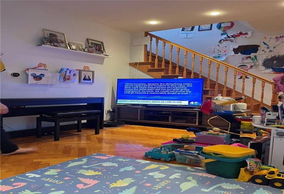 2216 26th Street, Brooklyn, New York 11229, 3 Bedrooms Bedrooms, ,3 BathroomsBathrooms,Residential,For Sale,26th,485980