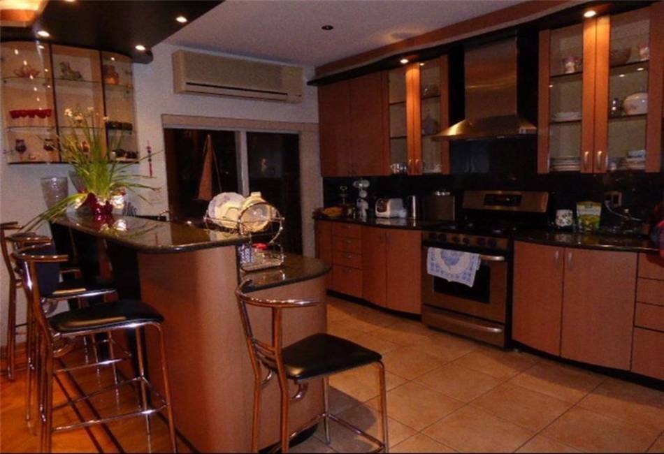 2216 26th Street, Brooklyn, New York 11229, 3 Bedrooms Bedrooms, ,3 BathroomsBathrooms,Residential,For Sale,26th,485980