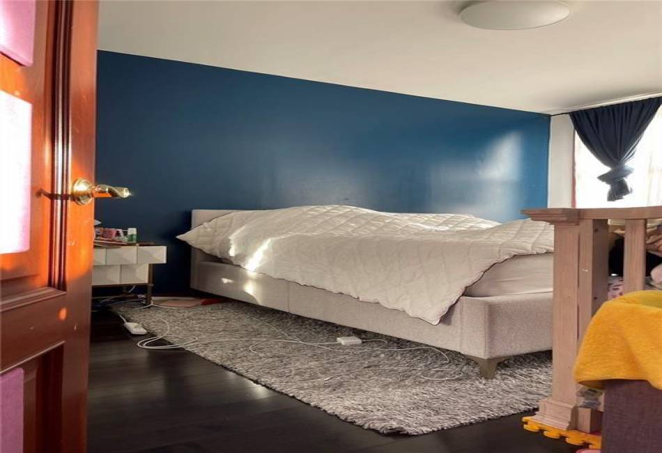 2216 26th Street, Brooklyn, New York 11229, 3 Bedrooms Bedrooms, ,3 BathroomsBathrooms,Residential,For Sale,26th,485980