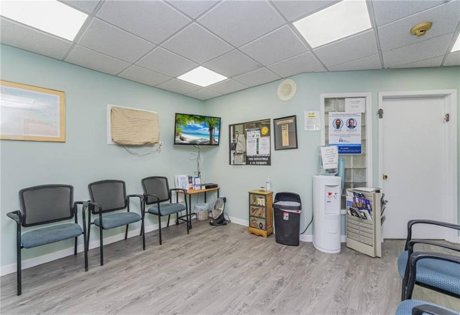 801 Avenue N, Brooklyn, New York 11230, ,Mixed Use,For Sale,Avenue N,492237