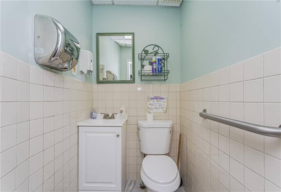 801 Avenue N, Brooklyn, New York 11230, ,Mixed Use,For Sale,Avenue N,492237