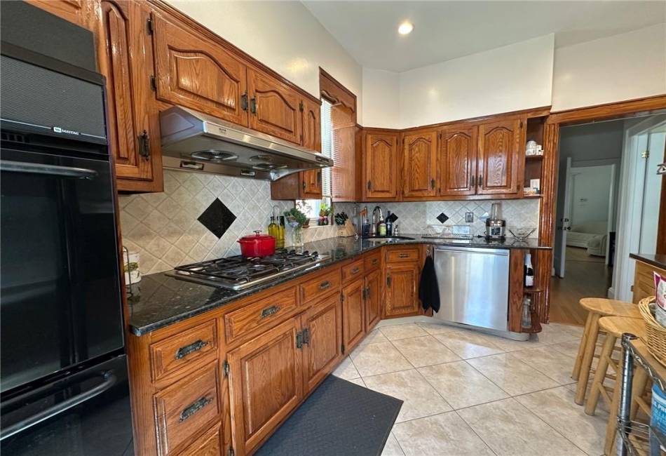 2154 60th Street, Brooklyn, New York 11204, ,Residential,For Sale,60th,492307