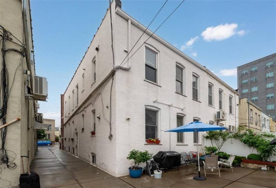 2154 60th Street, Brooklyn, New York 11204, ,Residential,For Sale,60th,492307
