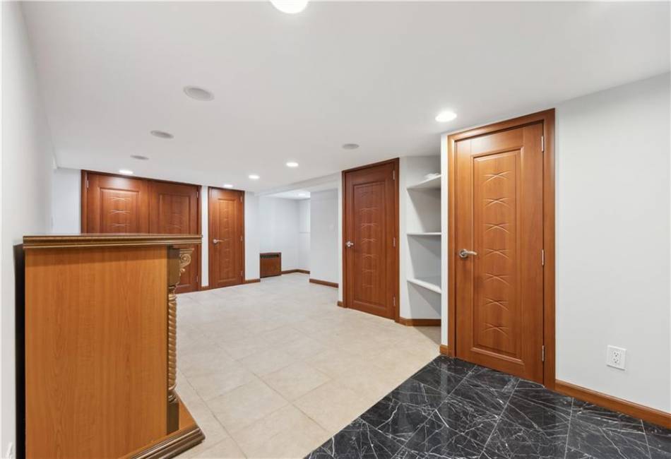 2680 23rd Street, Brooklyn, New York 11235, 4 Bedrooms Bedrooms, ,4 BathroomsBathrooms,Residential,For Sale,23rd,492314