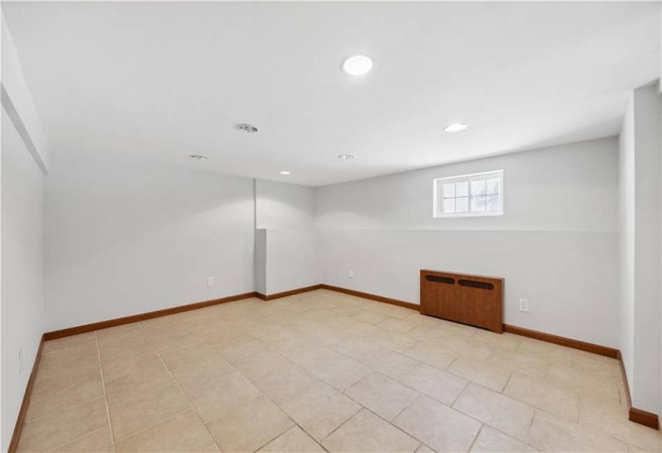 2680 23rd Street, Brooklyn, New York 11235, 4 Bedrooms Bedrooms, ,4 BathroomsBathrooms,Residential,For Sale,23rd,492314