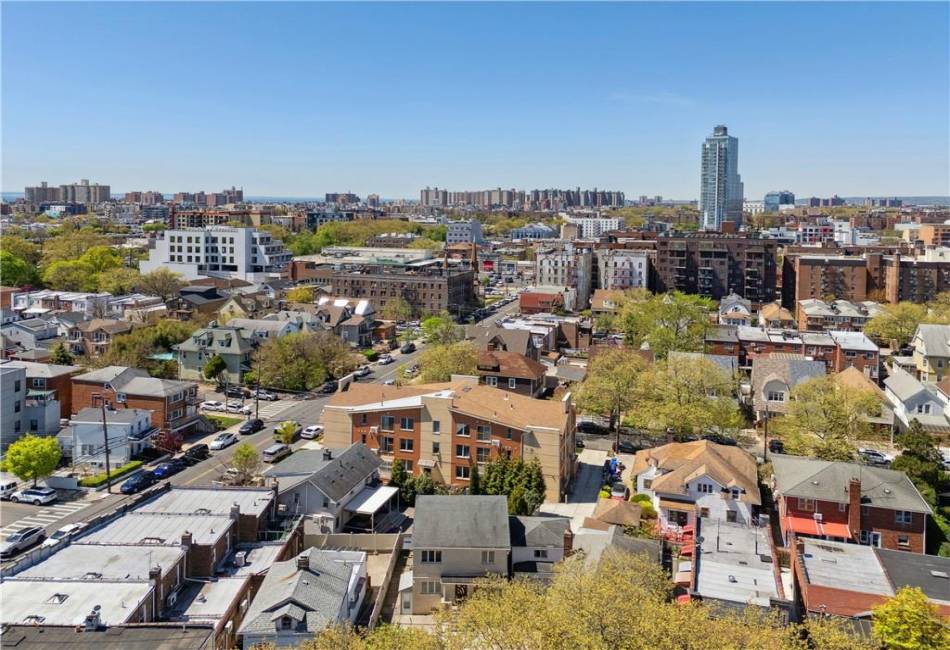 2680 23rd Street, Brooklyn, New York 11235, 4 Bedrooms Bedrooms, ,4 BathroomsBathrooms,Residential,For Sale,23rd,492314