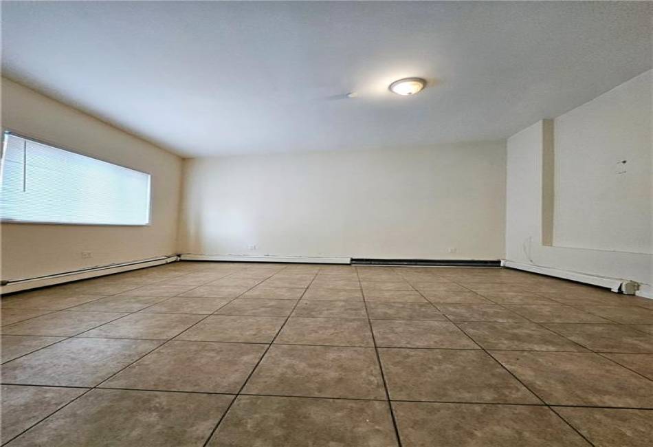 70 Grove Avenue, Staten Island, New York 10302, 5 Bedrooms Bedrooms, ,2 BathroomsBathrooms,Residential,For Sale,Grove,492327