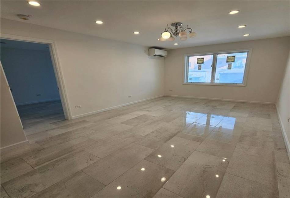 2721 21st Street, Brooklyn, New York 11235, 9 Bedrooms Bedrooms, ,6 BathroomsBathrooms,Residential,For Sale,21st,492331