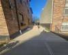 2721 21st Street, Brooklyn, New York 11235, 9 Bedrooms Bedrooms, ,6 BathroomsBathrooms,Residential,For Sale,21st,492331