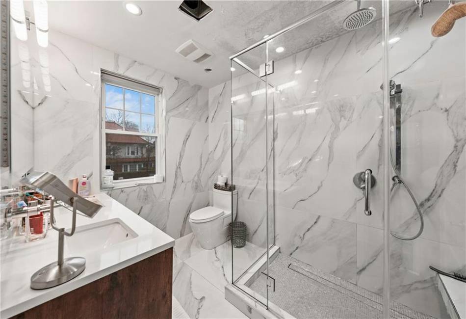 1140 21st Street, Brooklyn, New York 11210, 5 Bedrooms Bedrooms, ,4 BathroomsBathrooms,Residential,For Sale,21st,492347