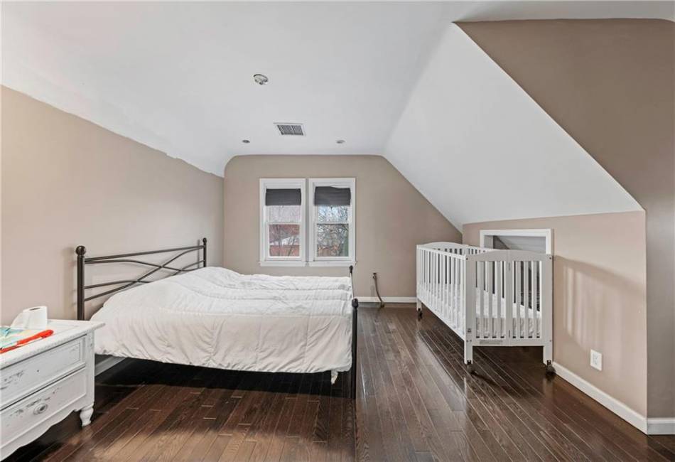 1140 21st Street, Brooklyn, New York 11210, 5 Bedrooms Bedrooms, ,4 BathroomsBathrooms,Residential,For Sale,21st,492347