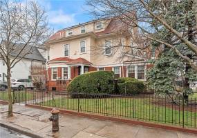 1140 21st Street, Brooklyn, New York 11210, 5 Bedrooms Bedrooms, ,4 BathroomsBathrooms,Residential,For Sale,21st,492347