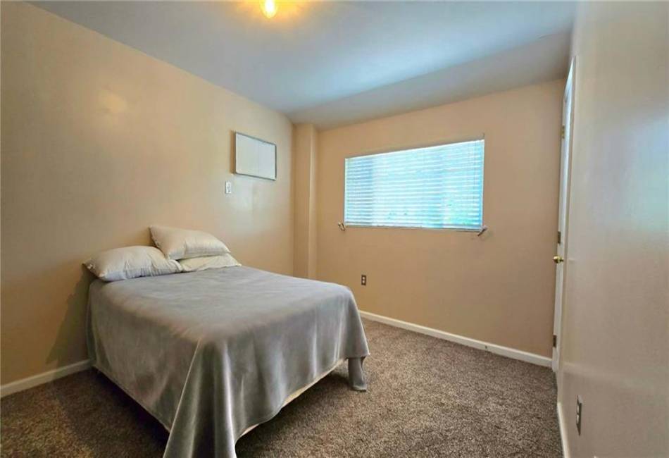 208 Osgood Avenue, Staten Island, New York 10304, 3 Bedrooms Bedrooms, ,4 BathroomsBathrooms,Residential,For Sale,Osgood,492348