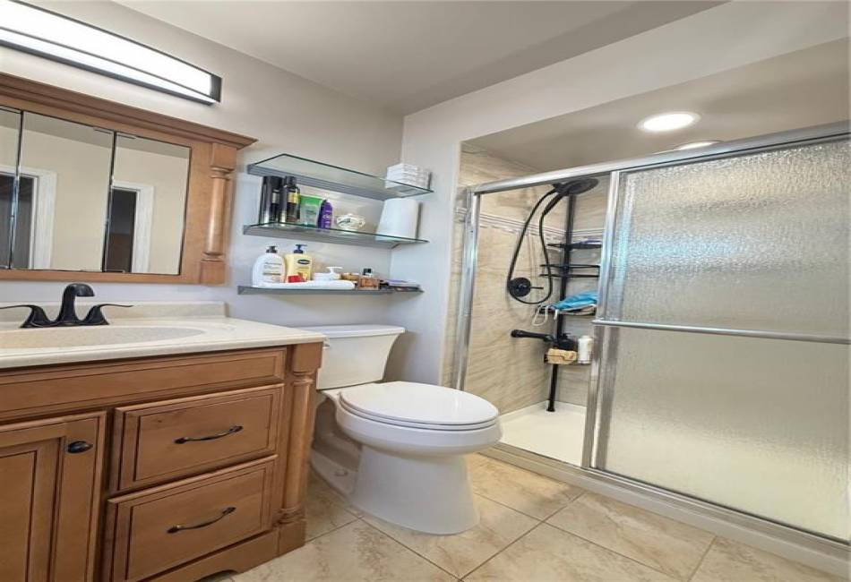 208 Osgood Avenue, Staten Island, New York 10304, 3 Bedrooms Bedrooms, ,4 BathroomsBathrooms,Residential,For Sale,Osgood,492348