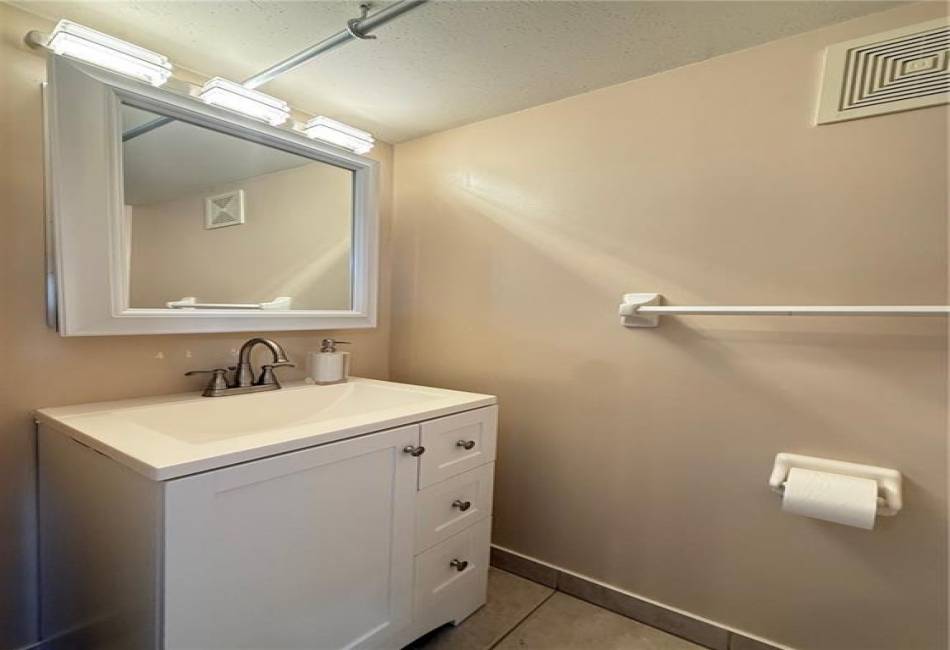 208 Osgood Avenue, Staten Island, New York 10304, 3 Bedrooms Bedrooms, ,4 BathroomsBathrooms,Residential,For Sale,Osgood,492348