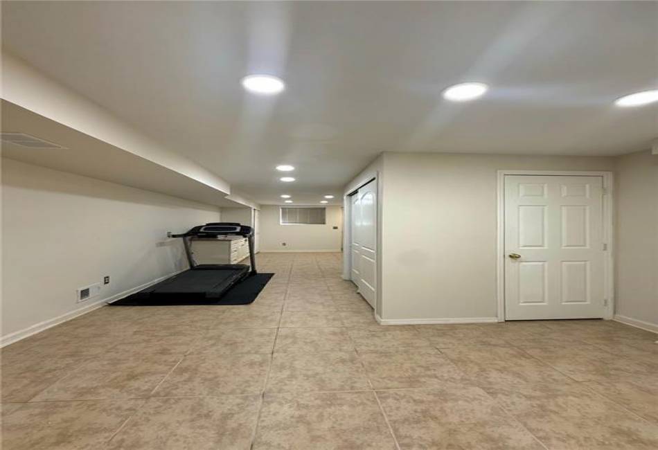 208 Osgood Avenue, Staten Island, New York 10304, 3 Bedrooms Bedrooms, ,4 BathroomsBathrooms,Residential,For Sale,Osgood,492348