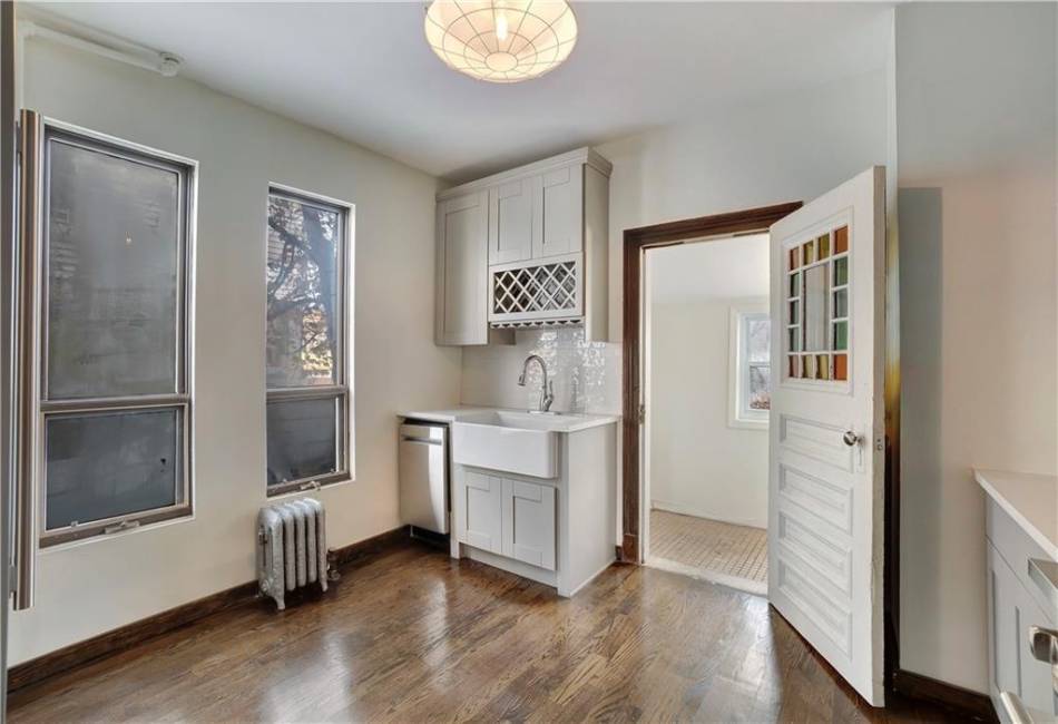 192 Beach 91st Street, Rockaway Beach, New York 11693, 4 Bedrooms Bedrooms, ,2 BathroomsBathrooms,Residential,For Sale,Beach 91st,492357