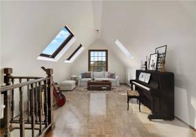 192 Beach 91st Street, Rockaway Beach, New York 11693, 4 Bedrooms Bedrooms, ,2 BathroomsBathrooms,Residential,For Sale,Beach 91st,492357