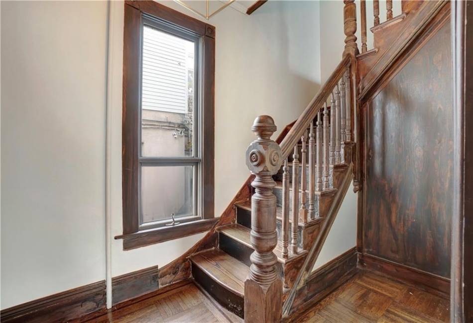 192 Beach 91st Street, Rockaway Beach, New York 11693, 4 Bedrooms Bedrooms, ,2 BathroomsBathrooms,Residential,For Sale,Beach 91st,492357
