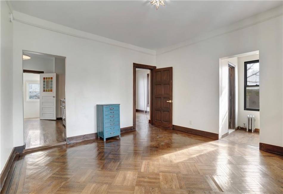 192 Beach 91st Street, Rockaway Beach, New York 11693, 4 Bedrooms Bedrooms, ,2 BathroomsBathrooms,Residential,For Sale,Beach 91st,492357