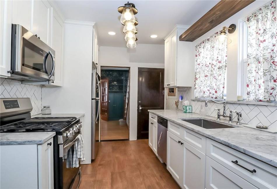 333 Lafayette Avenue, Staten Island, New York 10301, 3 Bedrooms Bedrooms, ,2 BathroomsBathrooms,Residential,For Sale,Lafayette,492259