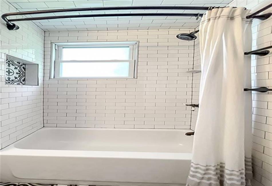 333 Lafayette Avenue, Staten Island, New York 10301, 3 Bedrooms Bedrooms, ,2 BathroomsBathrooms,Residential,For Sale,Lafayette,492259