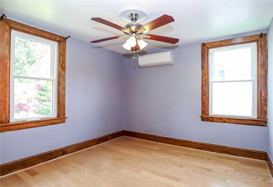 333 Lafayette Avenue, Staten Island, New York 10301, 3 Bedrooms Bedrooms, ,2 BathroomsBathrooms,Residential,For Sale,Lafayette,492259