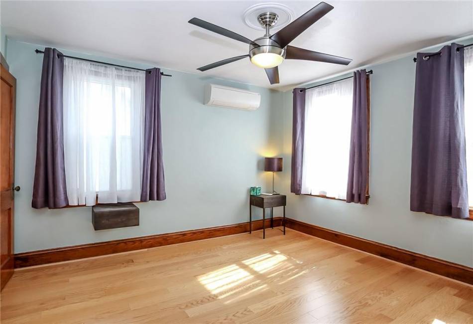 333 Lafayette Avenue, Staten Island, New York 10301, 3 Bedrooms Bedrooms, ,2 BathroomsBathrooms,Residential,For Sale,Lafayette,492259