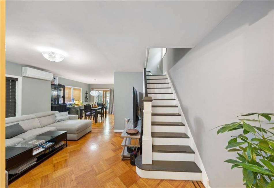 1942 Kimball Street, Brooklyn, New York 11234, 3 Bedrooms Bedrooms, ,2 BathroomsBathrooms,Residential,For Sale,Kimball,492359