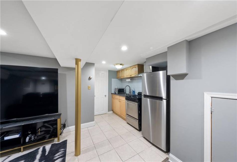 1942 Kimball Street, Brooklyn, New York 11234, 3 Bedrooms Bedrooms, ,2 BathroomsBathrooms,Residential,For Sale,Kimball,492359