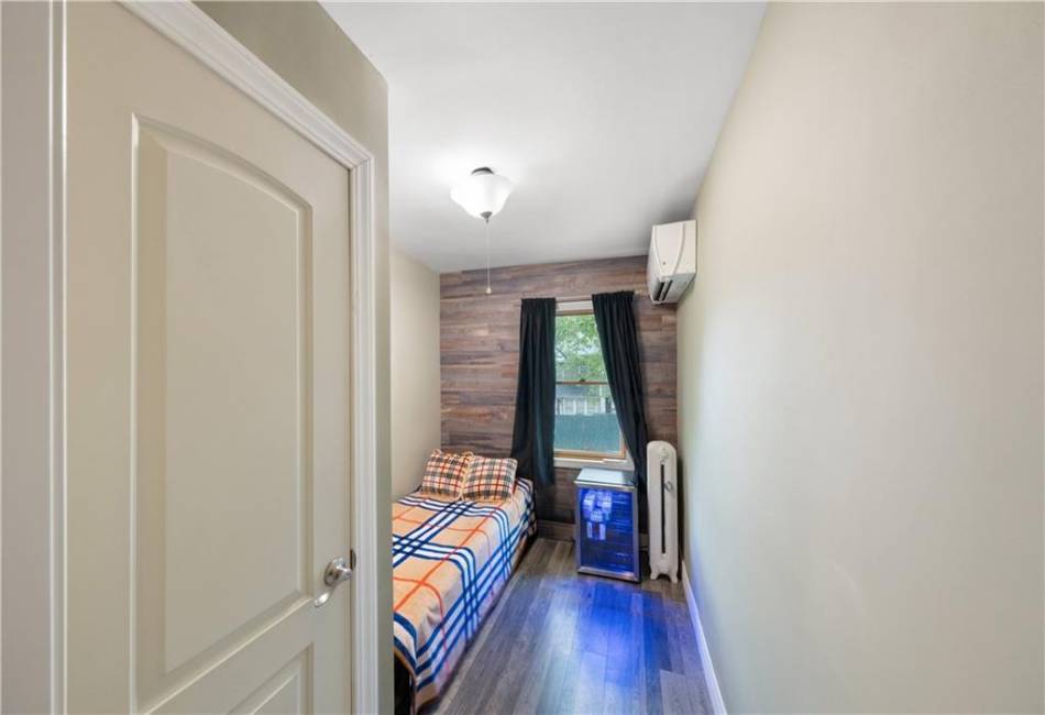 1942 Kimball Street, Brooklyn, New York 11234, 3 Bedrooms Bedrooms, ,2 BathroomsBathrooms,Residential,For Sale,Kimball,492359