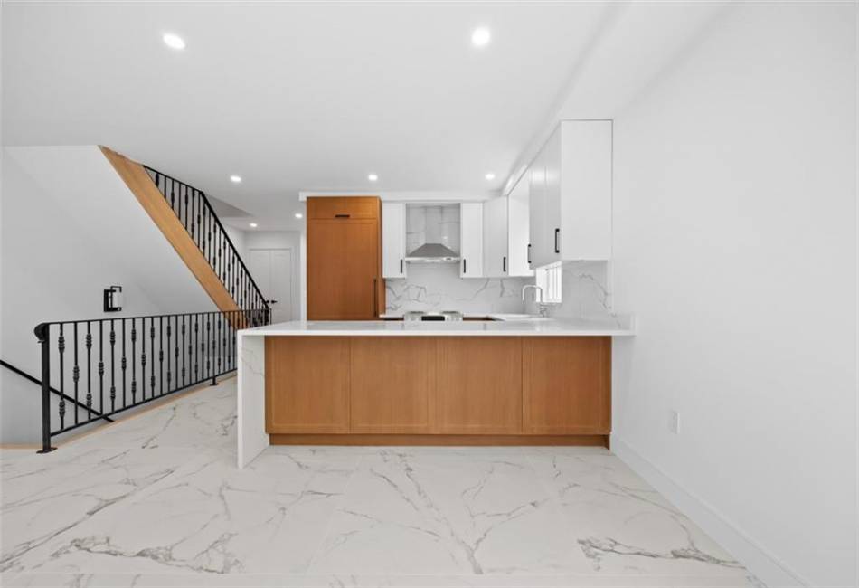 227 77th Street, Brooklyn, New York 11209, 5 Bedrooms Bedrooms, ,6 BathroomsBathrooms,Residential,For Sale,77th,492368