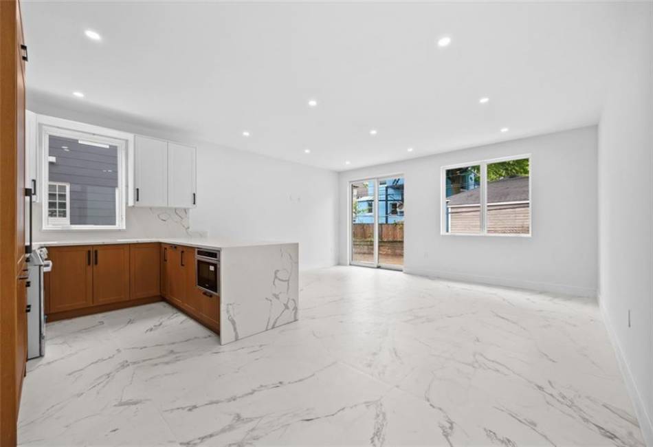 227 77th Street, Brooklyn, New York 11209, 5 Bedrooms Bedrooms, ,6 BathroomsBathrooms,Residential,For Sale,77th,492368
