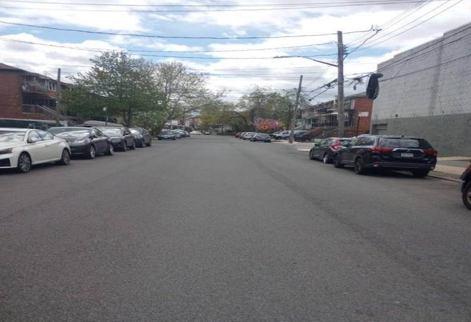 9536 Schenck Street, Brooklyn, New York 11236, 2 Bedrooms Bedrooms, ,1 BathroomBathrooms,Residential,For Sale,Schenck,492369