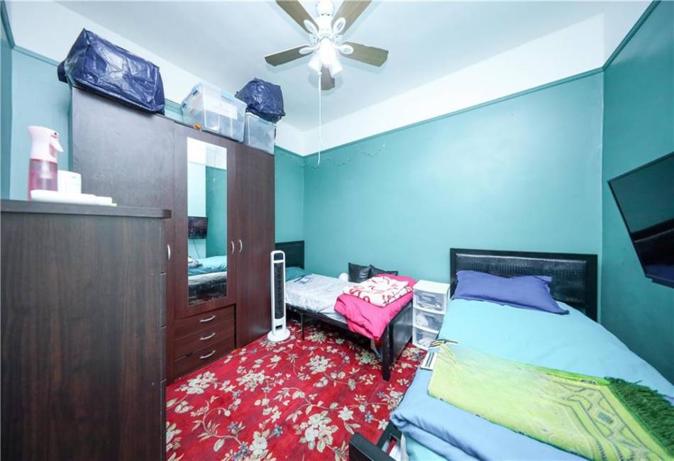 1068 71st Street, Brooklyn, New York 11228, ,4 BathroomsBathrooms,Residential,For Sale,71st,492377