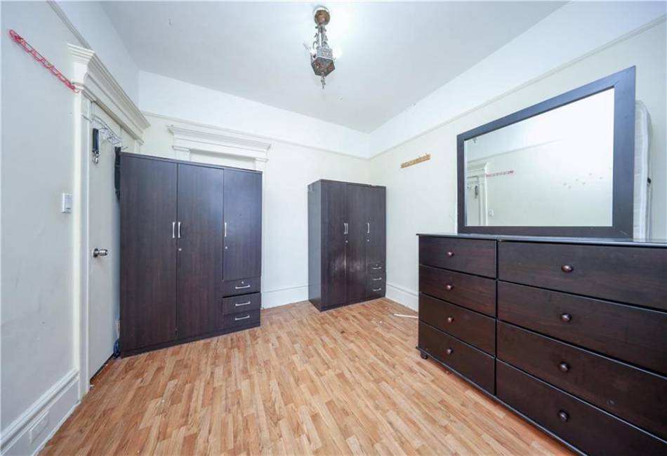 1068 71st Street, Brooklyn, New York 11228, ,4 BathroomsBathrooms,Residential,For Sale,71st,492377