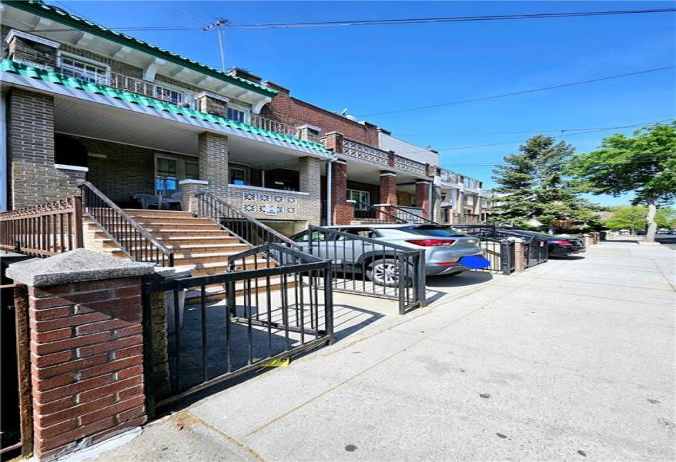 1068 71st Street, Brooklyn, New York 11228, ,4 BathroomsBathrooms,Residential,For Sale,71st,492377