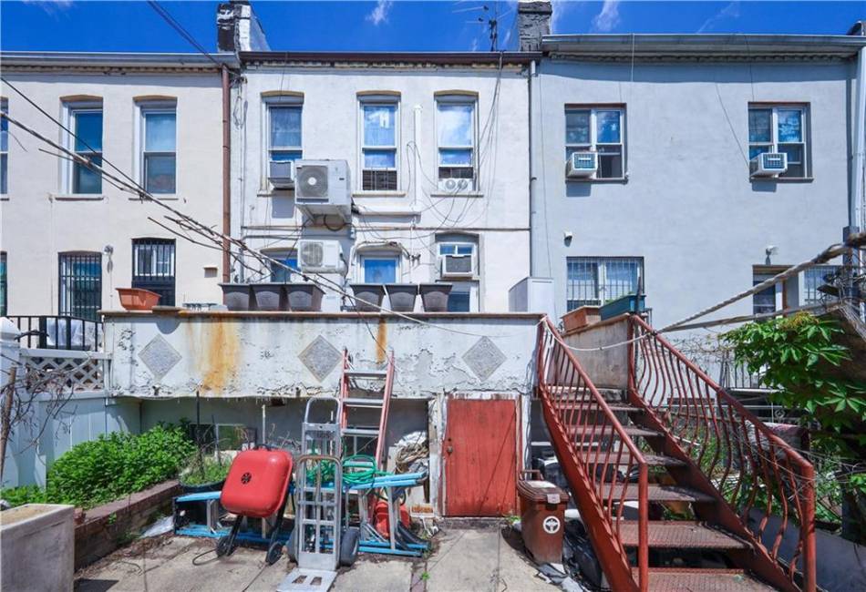1068 71st Street, Brooklyn, New York 11228, ,4 BathroomsBathrooms,Residential,For Sale,71st,492377