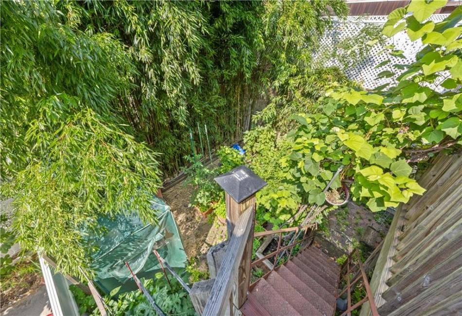 1306 81st Street, Brooklyn, New York 11228, 8 Bedrooms Bedrooms, ,3 BathroomsBathrooms,Residential,For Sale,81st,484727