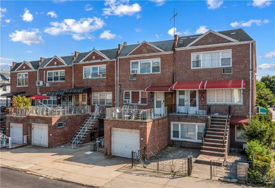 1306 81st Street, Brooklyn, New York 11228, 8 Bedrooms Bedrooms, ,3 BathroomsBathrooms,Residential,For Sale,81st,484727